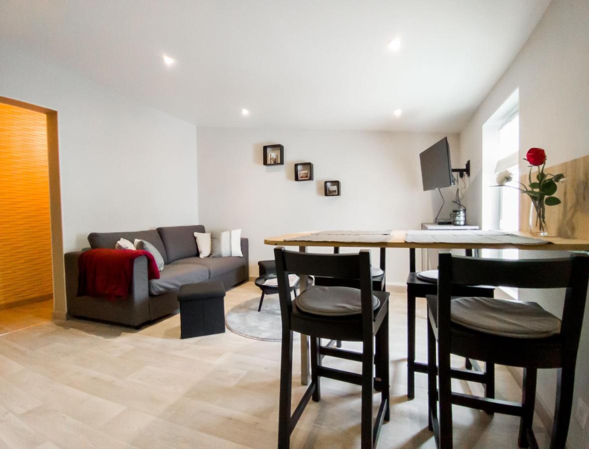 Chaleureux Appartement A Deux Pas Du Centre-Ville De Castillon, De La Dordogne Et Proche Saint-Emilion ภายนอก รูปภาพ